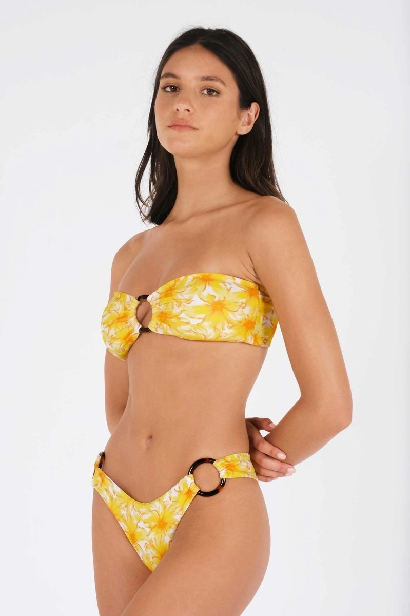 Kaila Set / Passionfruit