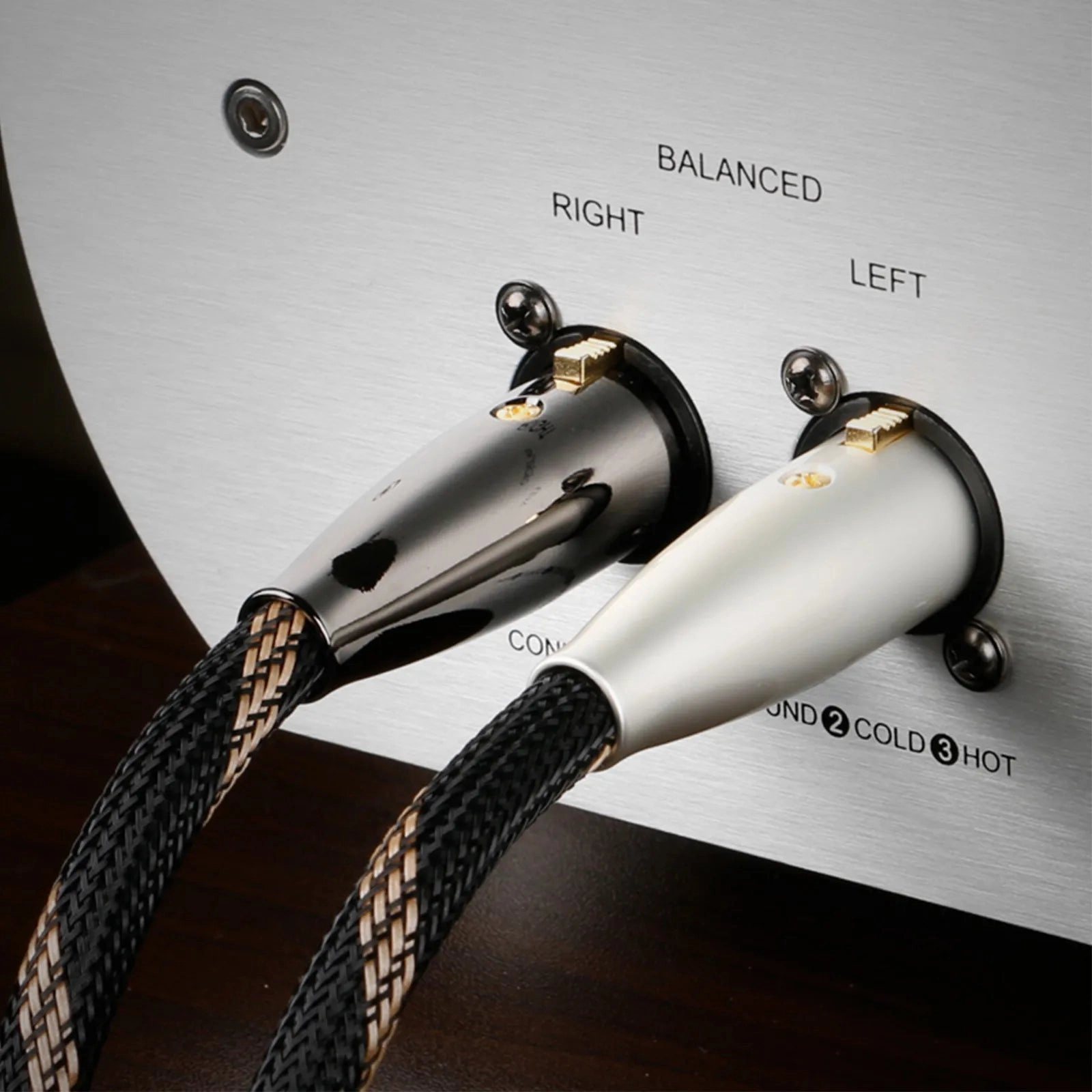 SKW BG09 - 3 Pin XLR Male To Female 6N High-purity copper Cable ( Pair )