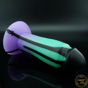 |SOLD OUT| Medium Fighter, Soft 00-30 Firmness, Goth Mermaid Drip Fades, 6079